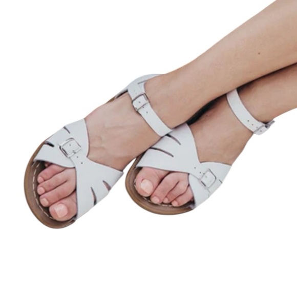 The Salt Water Classic, White Sandals, size 7W, NIB, $55 - Picture 6 of 11